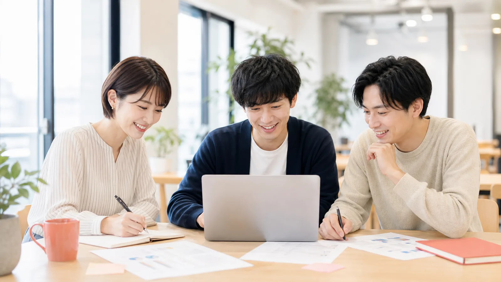 学びたいスキルを比較しながら相談する社会人